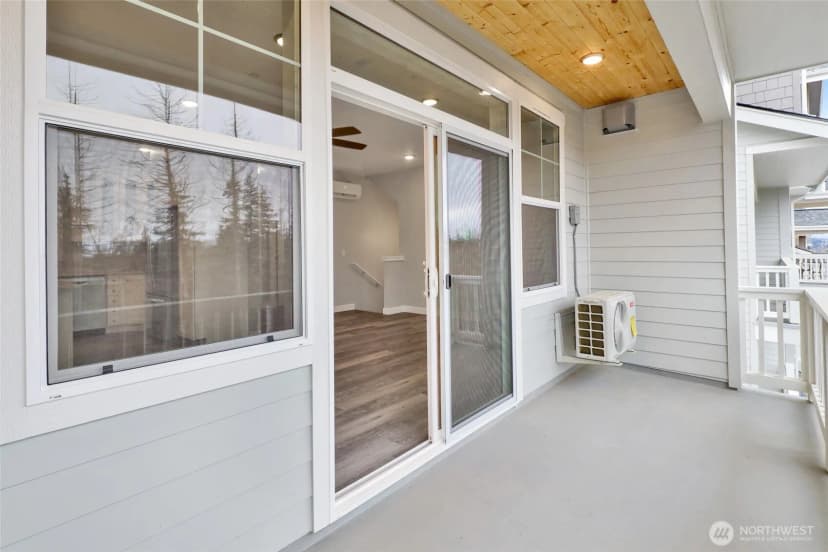 Property photo for 3523 Sussex Drive, Bellingham photo 11