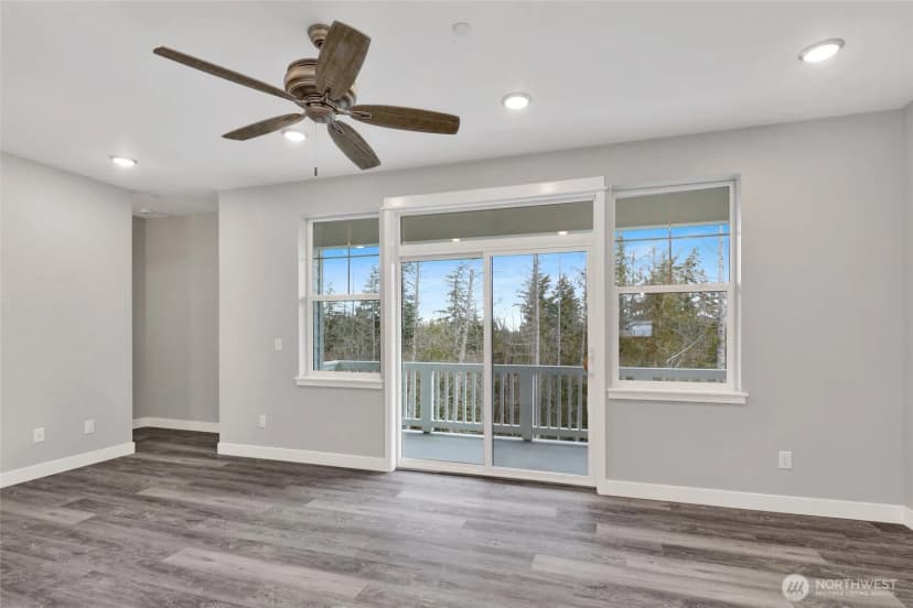 Property photo for 3523 Sussex Drive, Bellingham photo 9