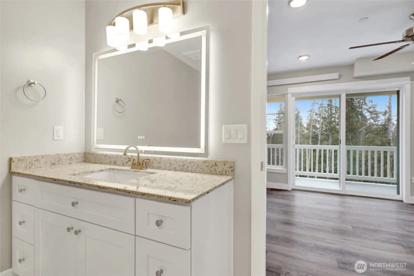 Property photo for 3523 Sussex Drive, Bellingham photo 26