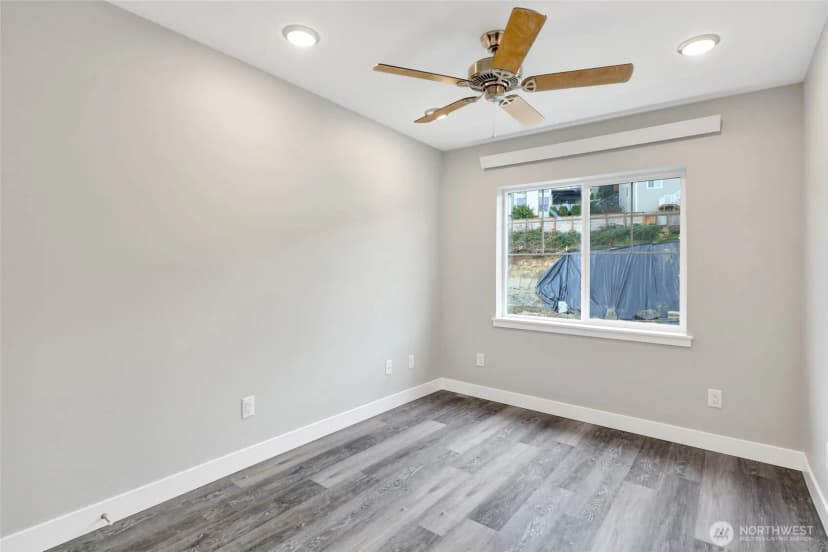 Property photo for 3523 Sussex Drive, Bellingham photo 20