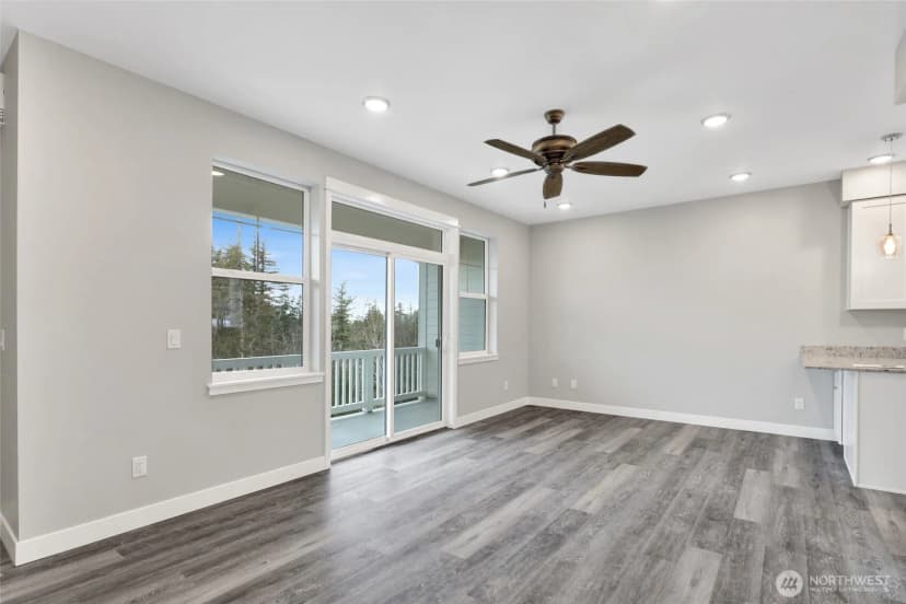 Property photo for 3523 Sussex Drive, Bellingham photo 4