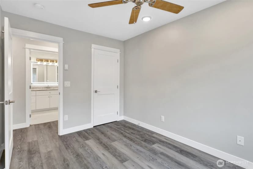 Property photo for 3523 Sussex Drive, Bellingham photo 21