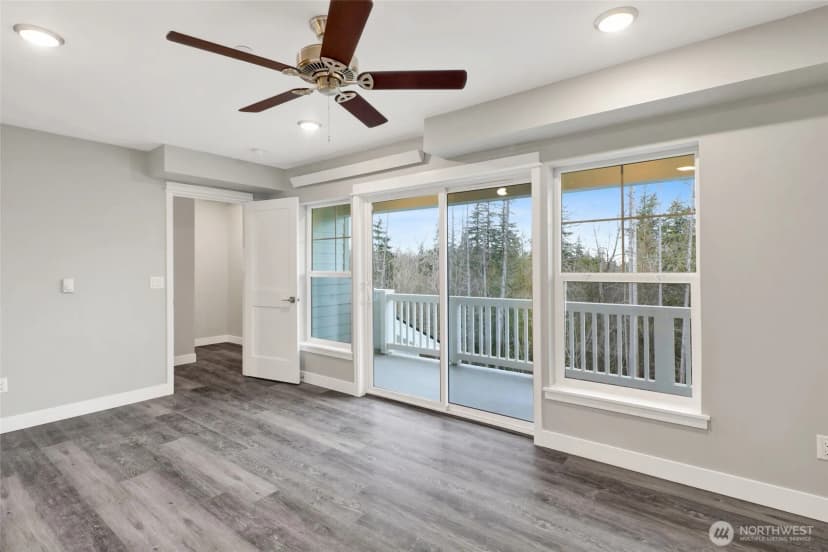 Property photo for 3523 Sussex Drive, Bellingham photo 29