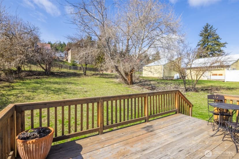 Property photo for 308 S 1st Street, Roslyn photo 12