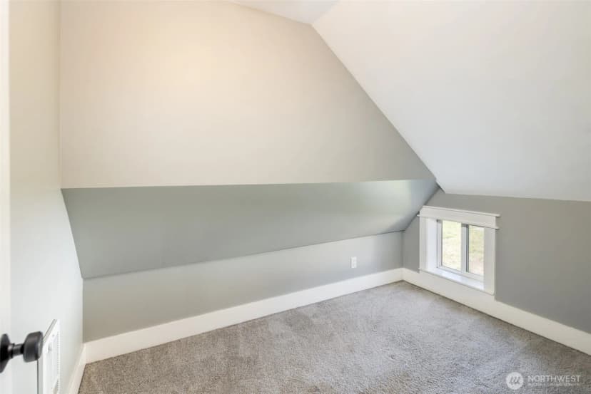 Property photo for 308 S 1st Street, Roslyn photo 31