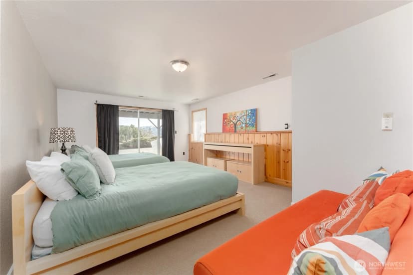 Property photo for 1955 S Lakeshore Rd, Chelan photo 21