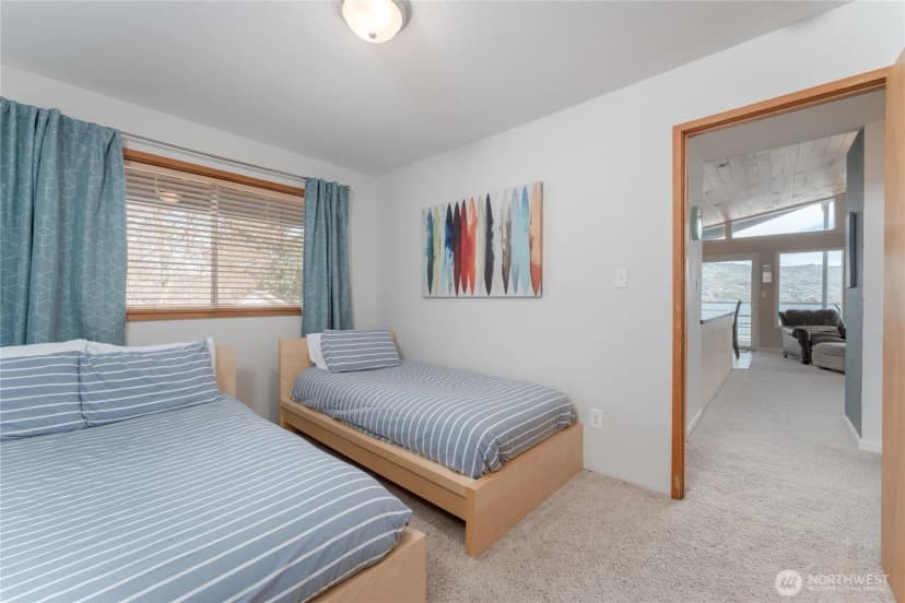 Property photo for 1955 S Lakeshore Rd, Chelan photo 19