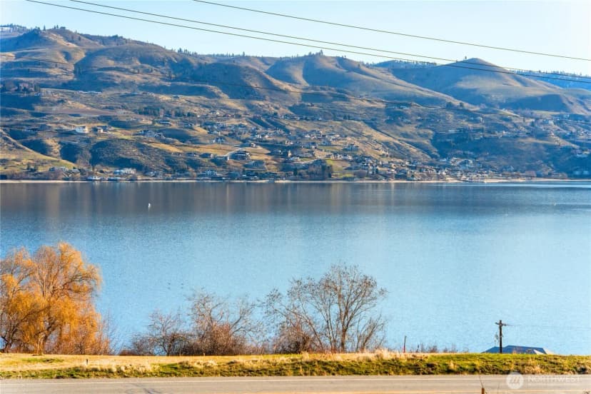 Property photo for 1955 S Lakeshore Rd, Chelan photo 31