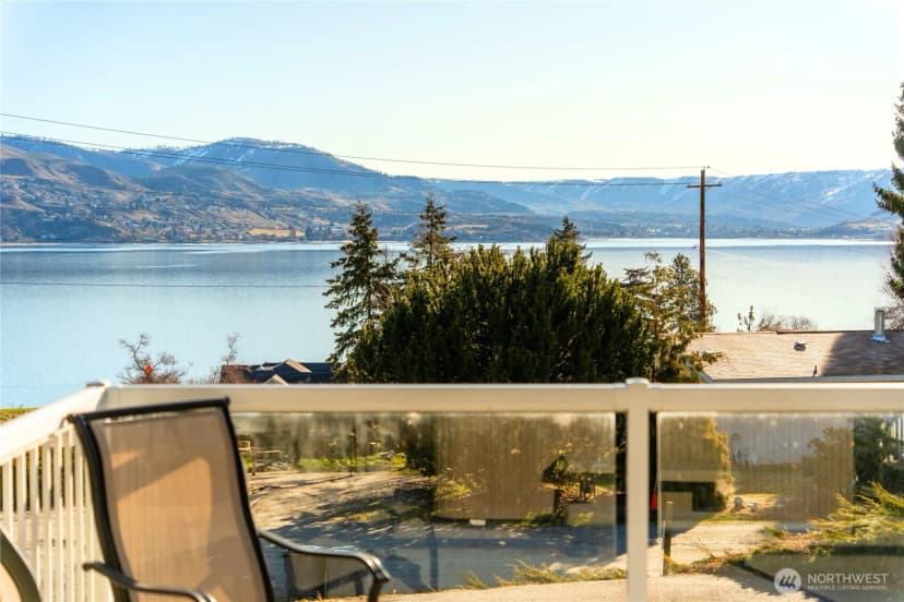 Property photo for 1955 S Lakeshore Rd, Chelan photo 30