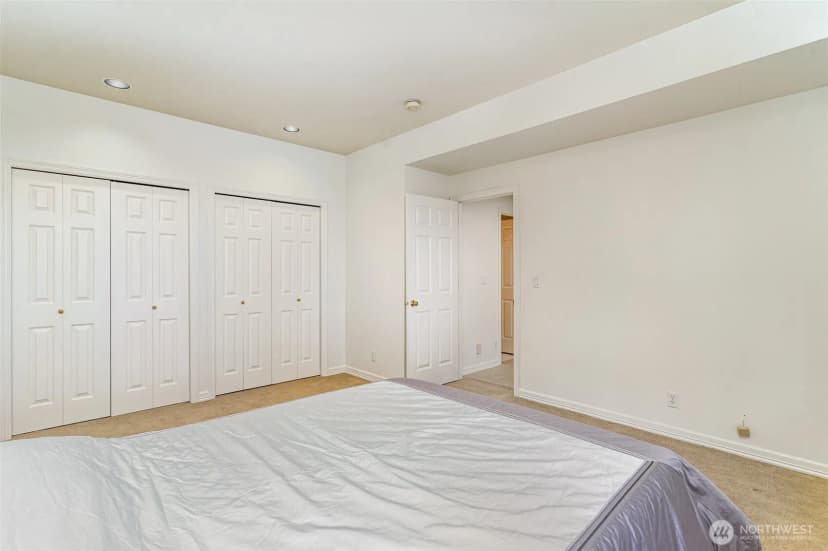 Property photo for 5692 176th Place Se, Bellevue photo 26