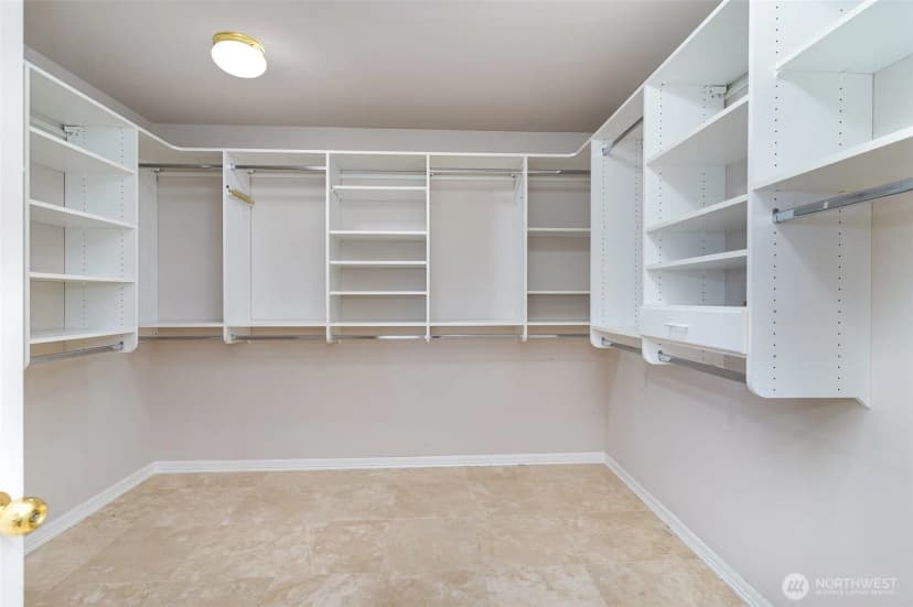 Property photo for 5692 176th Place Se, Bellevue photo 18