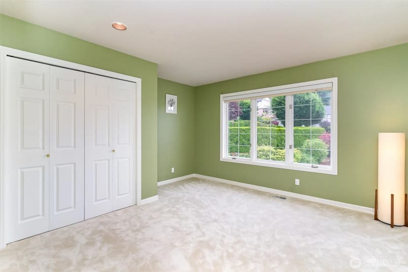 Property photo for 5692 176th Place Se, Bellevue photo 21