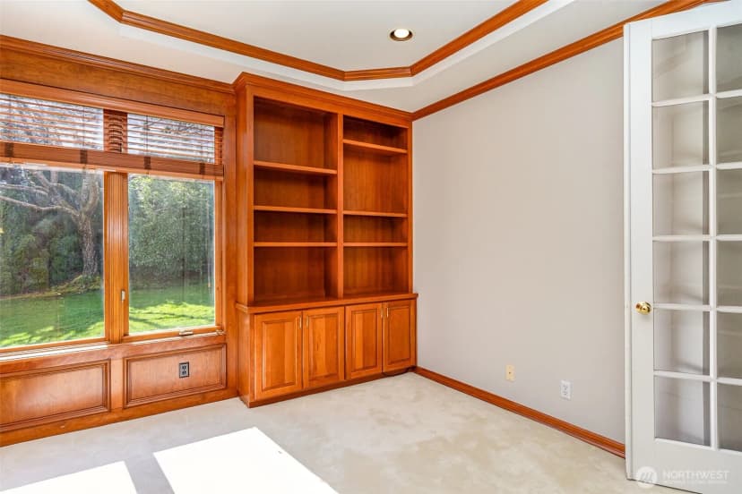 Property photo for 5692 176th Place Se, Bellevue photo 35