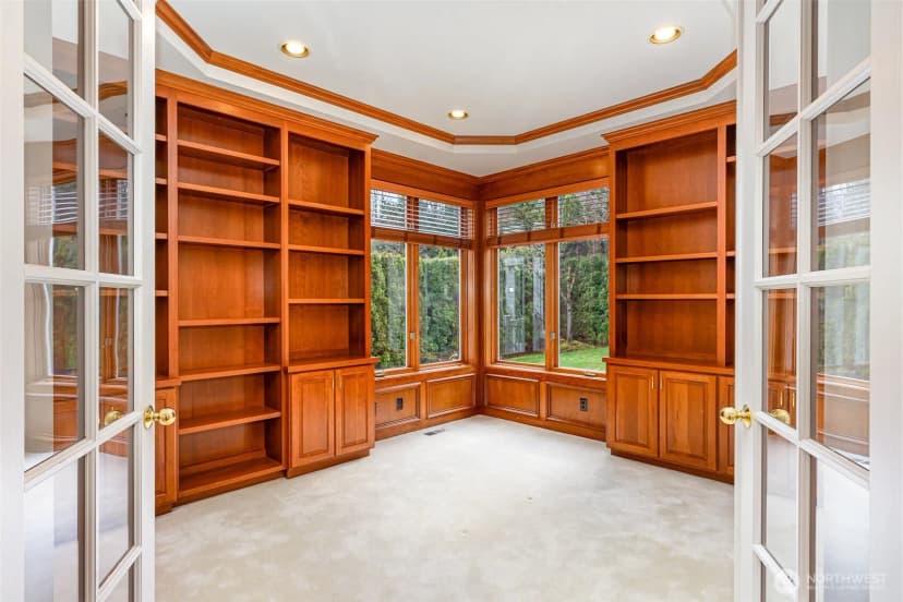 Property photo for 5692 176th Place Se, Bellevue photo 34