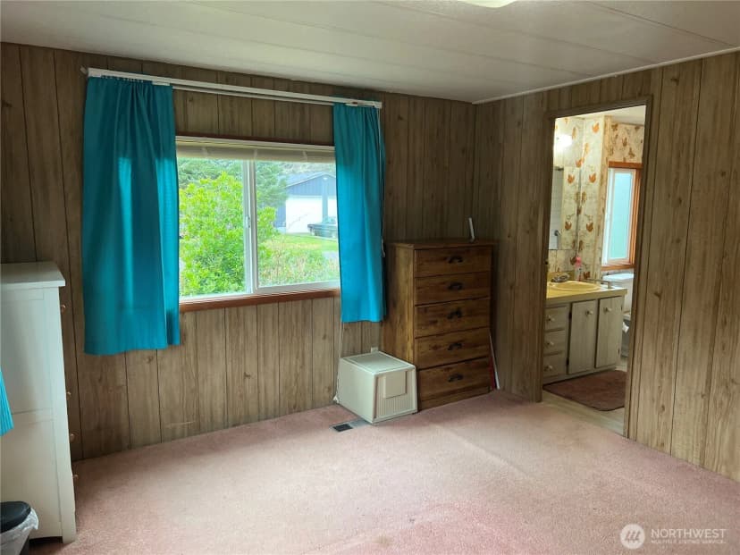 Property photo for 32210 N Place, Ocean Park photo 17