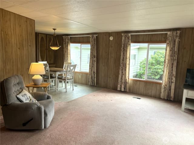 Property photo for 32210 N Place, Ocean Park photo 3