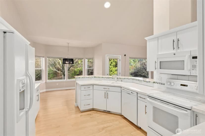 Property photo for 6719 Prairie Ridge Drive Ne, Olympia photo 10