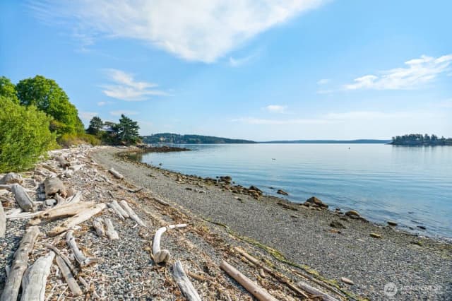 Property photo for 111 Baker Lane, Friday Harbor photo 4