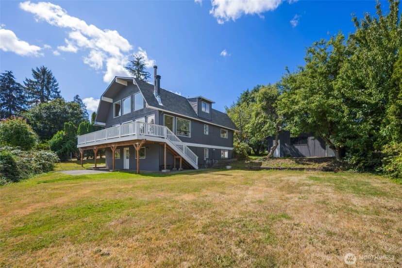 Property photo for 5400 Crestview Loop Ne, Olympia photo 11
