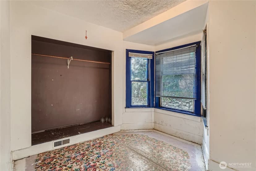 Property photo for 1321 16th Avenue S, Seattle photo 16