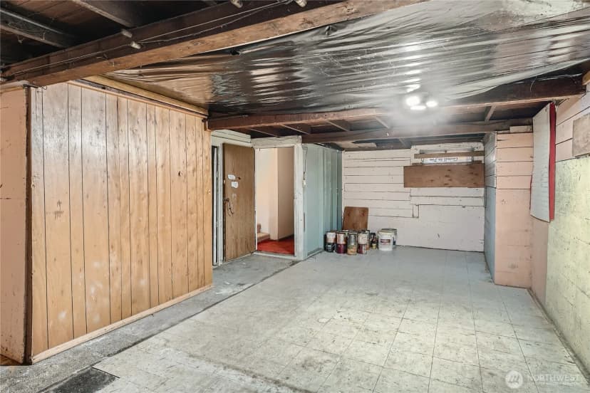 Property photo for 1321 16th Avenue S, Seattle photo 18