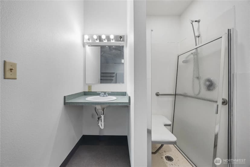 Property photo for 213 E Woodin Avenue #a, Chelan photo 21