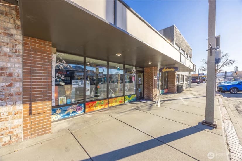 Property photo for 213 E Woodin Avenue #a, Chelan photo 25