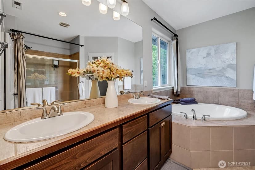 Property photo for 17012 W Hill Drive E, Bonney Lake photo 23