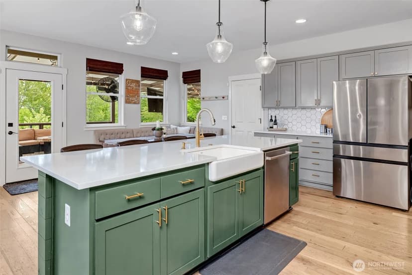 Property photo for 17012 W Hill Drive E, Bonney Lake photo 12