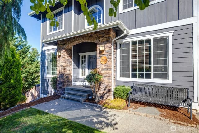 Property photo for 17012 W Hill Drive E, Bonney Lake photo 2