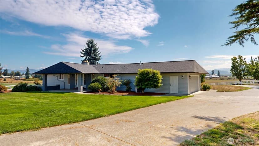 Property photo for 20115 Se 424th Street, Enumclaw photo 2
