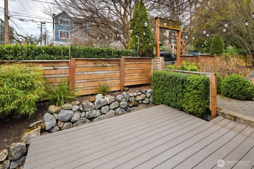Property photo for 3900 Whitman Avenue N, Seattle photo 25