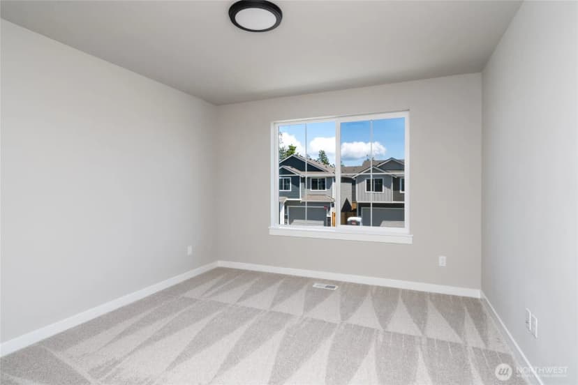 Property photo for 2406 Sw Ridgeway Drive, Oak Harbor photo 8