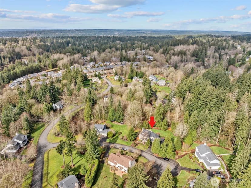 Property photo for 13821 234th Court Ne, Woodinville photo 38