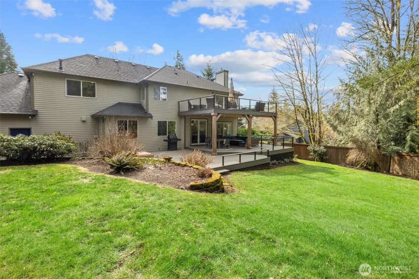 Property photo for 13821 234th Court Ne, Woodinville photo 34