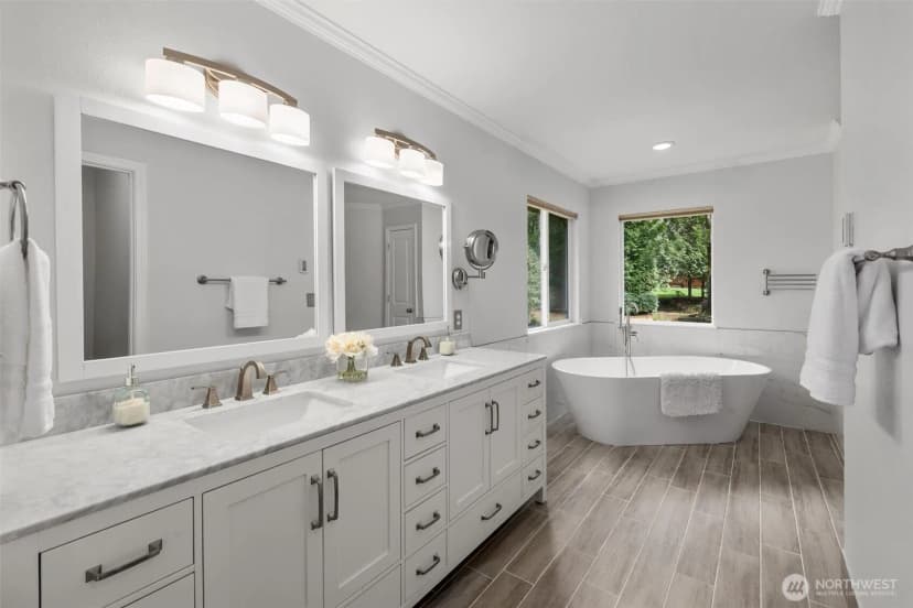 Property photo for 13821 234th Court Ne, Woodinville photo 17