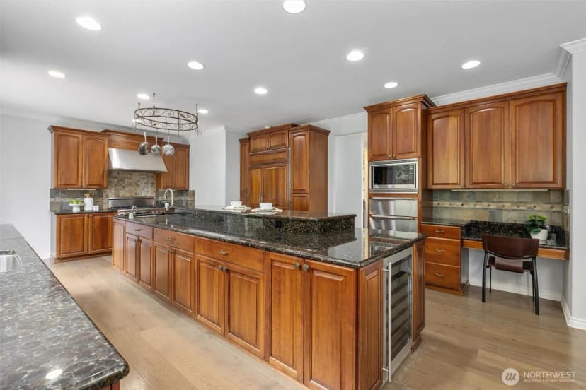 Property photo for 13821 234th Court Ne, Woodinville photo 11