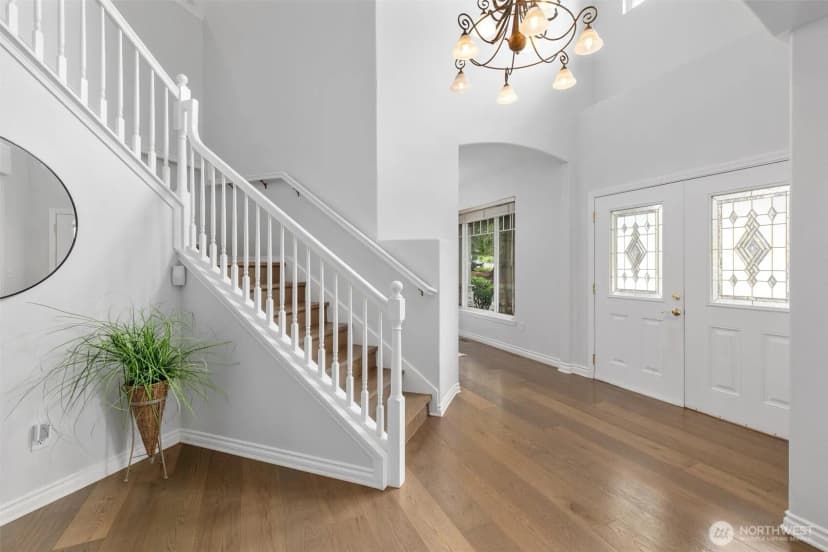 Property photo for 13821 234th Court Ne, Woodinville photo 2