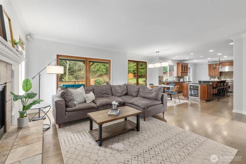 Property photo for 13821 234th Court Ne, Woodinville photo 6