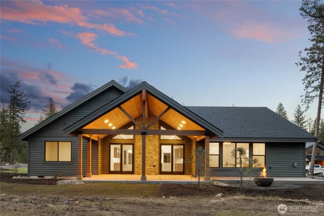 Property photo for 1041 Domerie Park Loop, Cle Elum photo 4