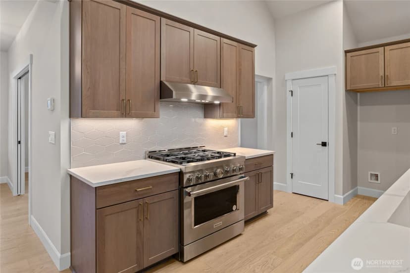 Property photo for 1041 Domerie Park Loop, Cle Elum photo 9