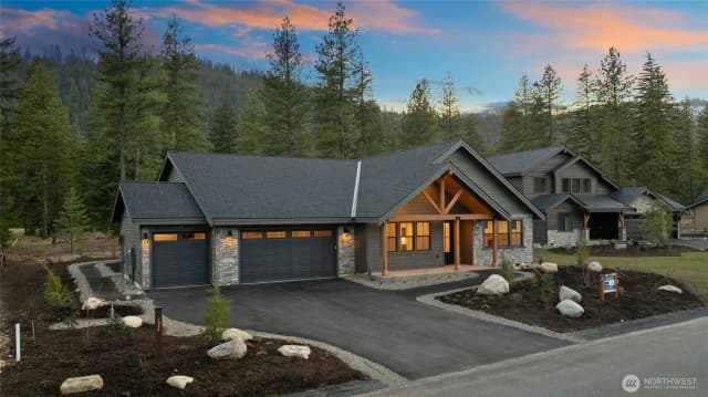 Property photo for 1041 Domerie Park Loop, Cle Elum photo 2