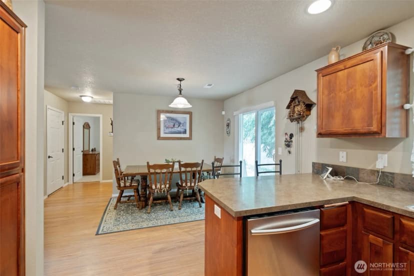 Property photo for 119 Leif Drive, Kelso photo 22