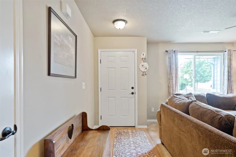 Property photo for 119 Leif Drive, Kelso photo 8
