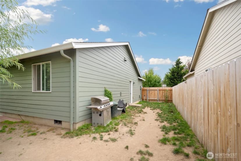 Property photo for 119 Leif Drive, Kelso photo 37