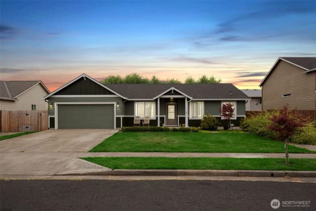 Property photo for 119 Leif Drive, Kelso photo 2