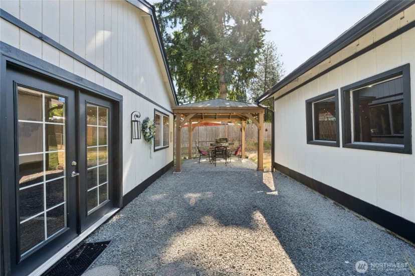 Property photo for 817 Sw 158th Street, Burien photo 30