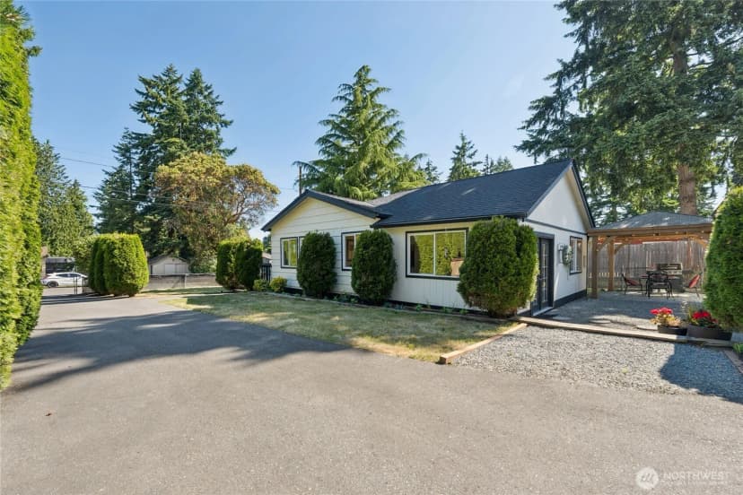 Property photo for 817 Sw 158th Street, Burien photo 32