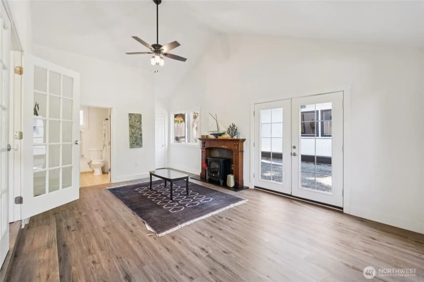Property photo for 817 Sw 158th Street, Burien photo 19