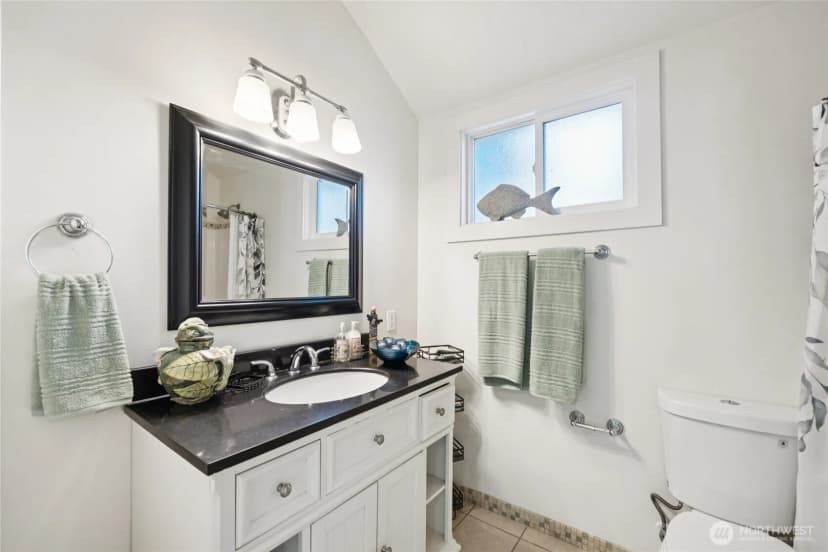 Property photo for 817 Sw 158th Street, Burien photo 20